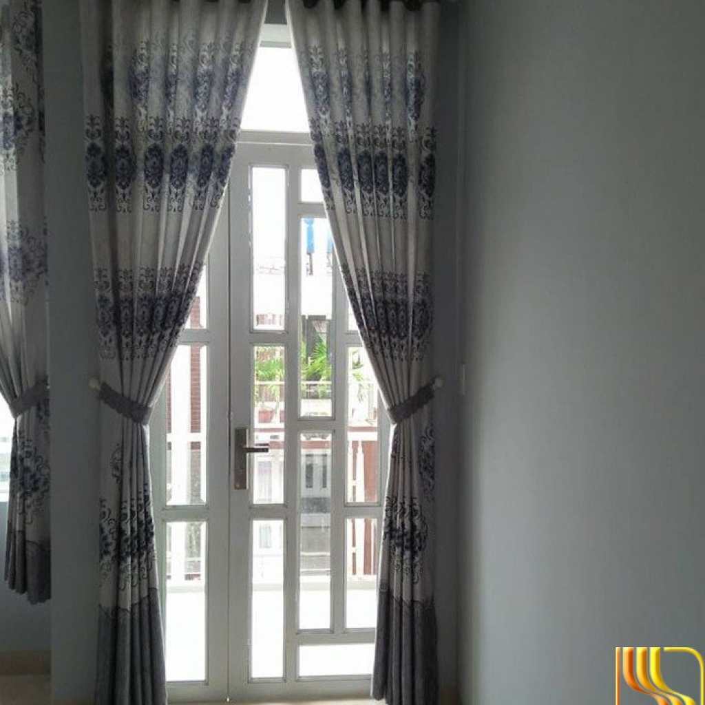 Rèm Bách Tín