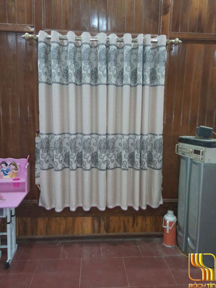 mẫu rèm vải bố hoa kim tuyến sang chảnh ở Đà Nẵng