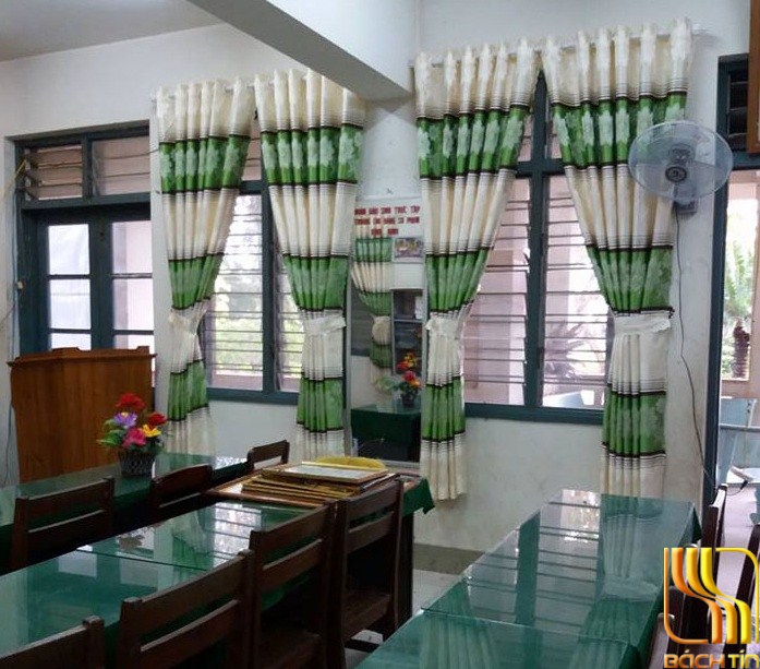 Rèm cửa sổ sọc ngang màu xanh tại Đà Nẵng