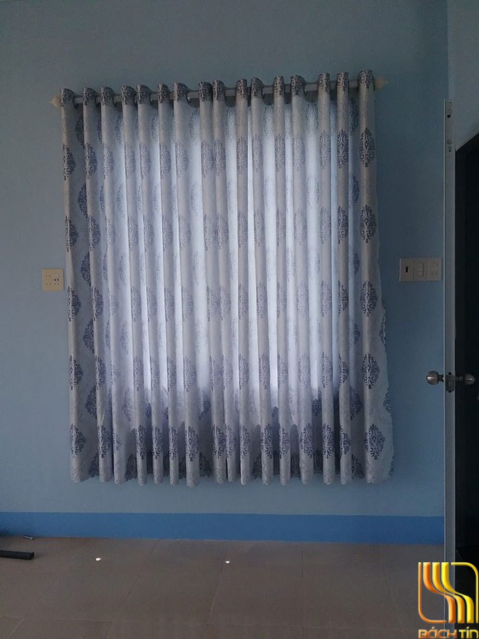Rèm vải nghi cửa chính phòng khách tại Đà Nẵng
